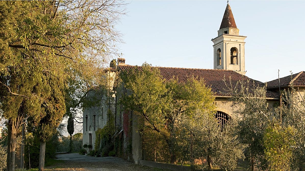 Santuario Madonna del Monte esterno1