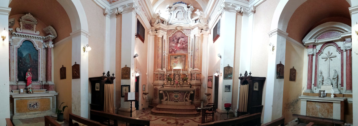 Interno Chiesa Madonna della Pellegrina 103835